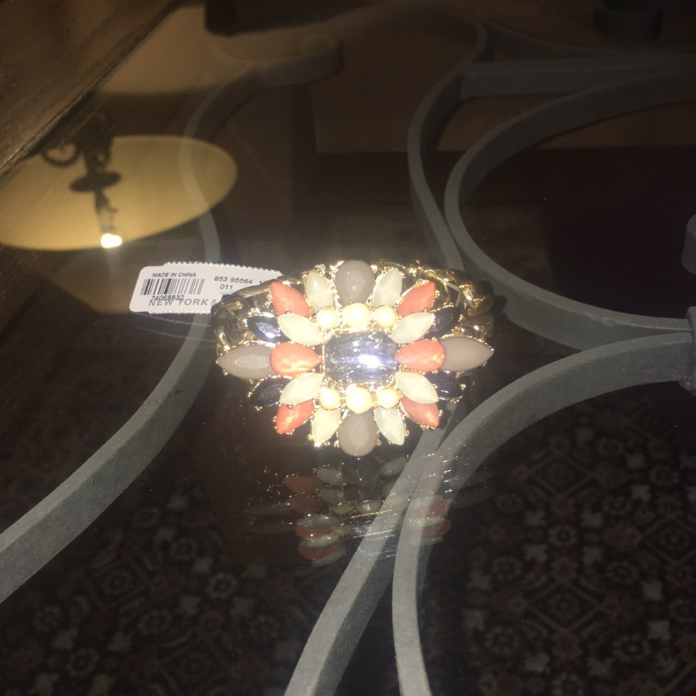Gold multi-colored flower accent bracelet